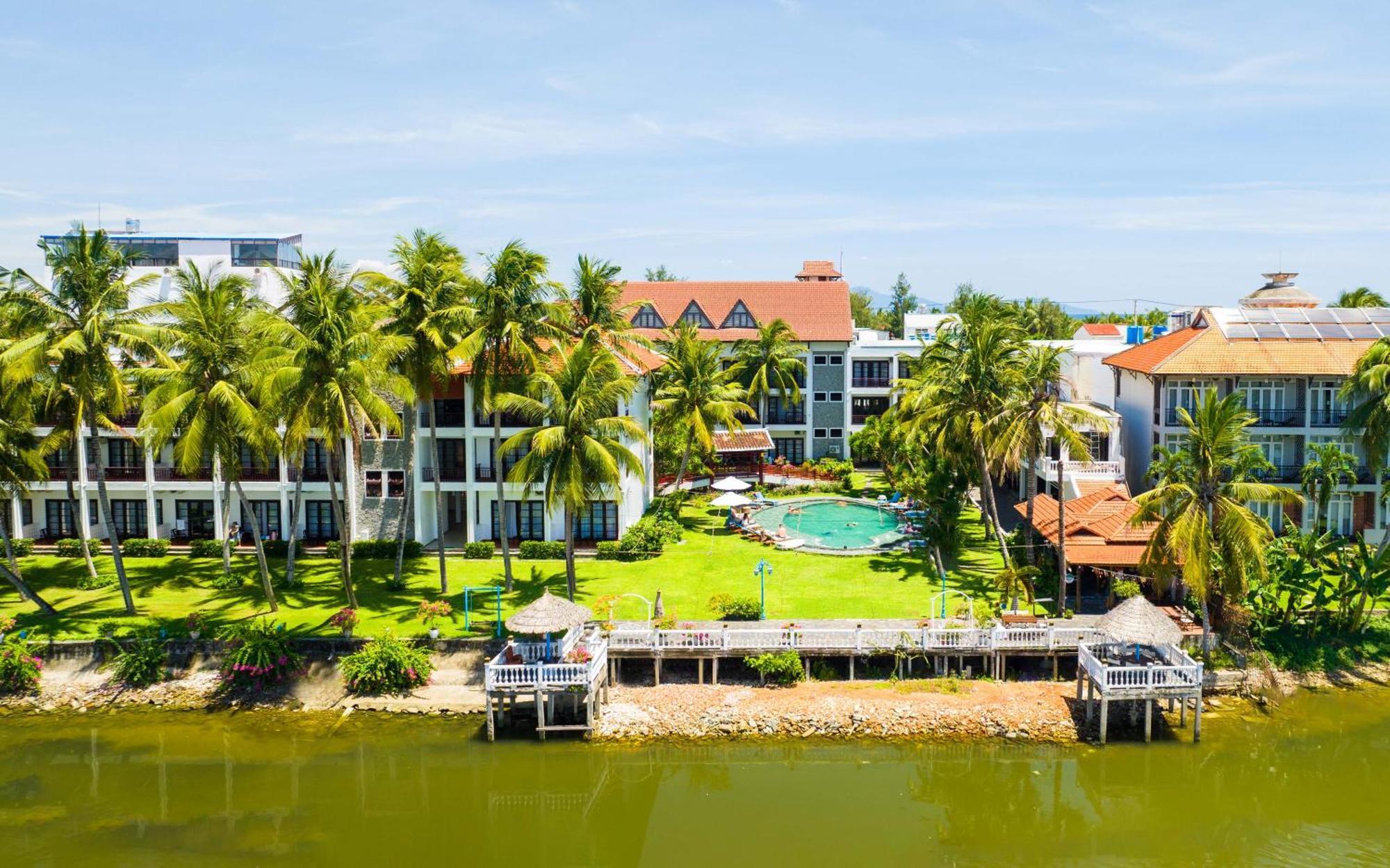 River Beach Resort & Residences Хойан Экстерьер фото